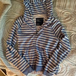 American Eagle Sweatshirt